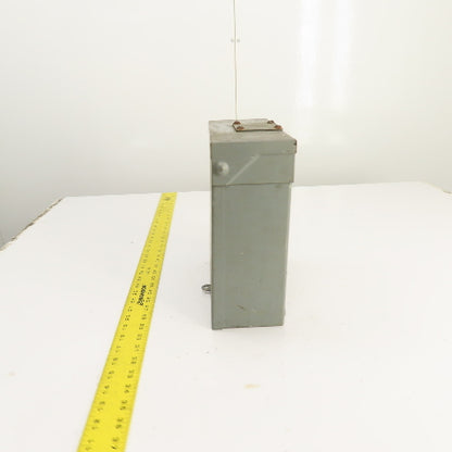 Cutler Hammer 100A Raintight Safetybreaker Loadcenter 120/240V 1PH 3W
