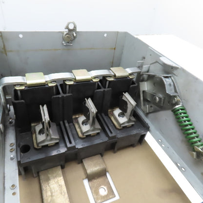 Siemens V7F3604 Vaccu-Break 200A Fusible Panelboard Switch 600VAC 3P 3PH