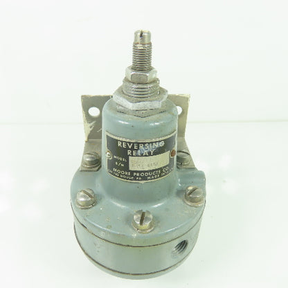Moore 69-1 4647-41S1 1/4" NPT Reversing Pneumatic Relay