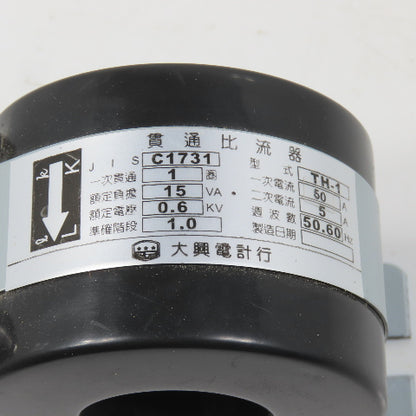 Daxing Electric JIS C1731 0.6kV Current Transformer 15VA Pri 50A Sec 5A
