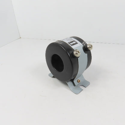 Daxing Electric JIS C1731 0.6kV Current Transformer 15VA Pri 50A Sec 5A