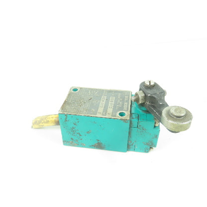 Allen Bradley 802M-BY12 Ser B Cam Roller Limit Switch 600VAC