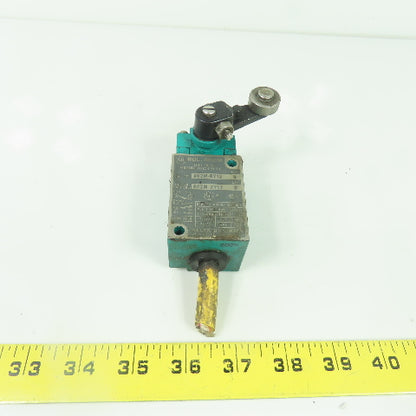 Allen Bradley 802M-BY12 Ser B Cam Roller Limit Switch 600VAC