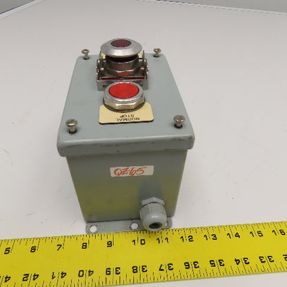 Allen Bradley 800T-FXQ24 Two Button Stop E-Stop Switches In Enclosure 24V AC/DC