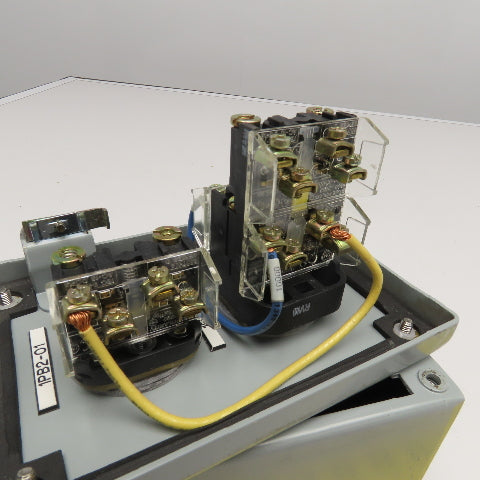 Allen Bradley 800T-FXQ24 Two Button Stop E-Stop Switches In Enclosure 24V AC/DC
