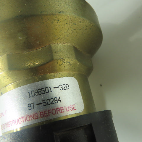 Praxair 1096501-320 Gas Pressure Regulator W/ Gauges