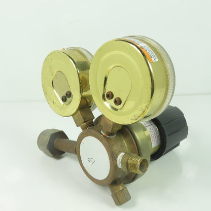 Praxair 1096501-320 Gas Pressure Regulator W/ Gauges