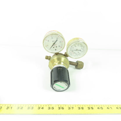 Praxair 1096501-320 Gas Pressure Regulator W/ Gauges