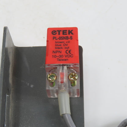 Fotek PL-05NB-S Inductive Proximity Sensor Switch W/ Mount 10-30VDC Lot Of 2