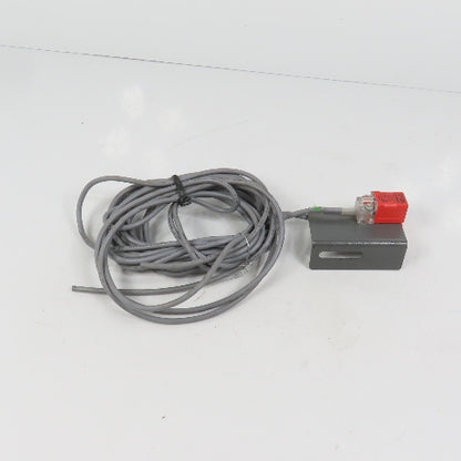 Fotek PL-05NB-S Inductive Proximity Sensor Switch W/ Mount 10-30VDC Lot Of 2