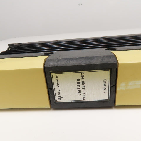 Texas Instruments 7MT 400 4 Channel Parallel Output Module 5VDC
