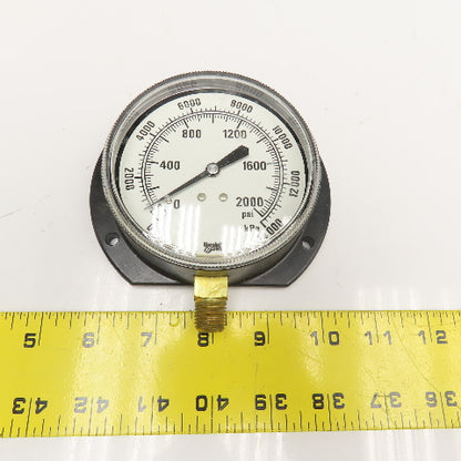 Marshalltown G10443 1/4" NPT Bottom Port Pressure Gauge 0-200PSI 14000kPa