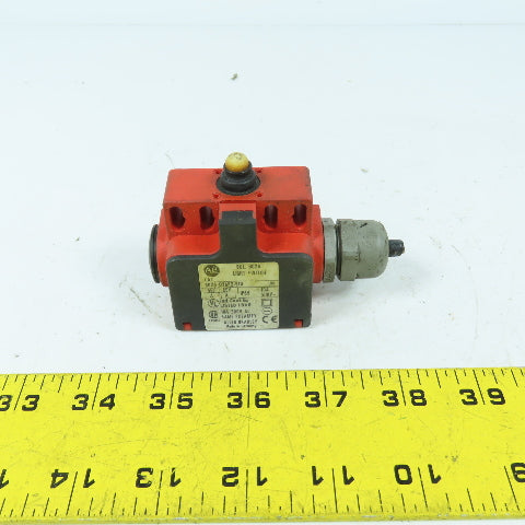 Allen Bradley 802A-D26P2-S10 SerA Plunger Limit Switch 10A 500V