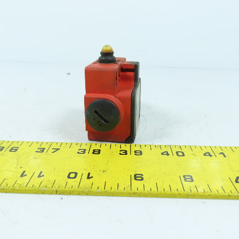Allen Bradley 802A-D26P2-S10 SerA Plunger Limit Switch 10A 500V