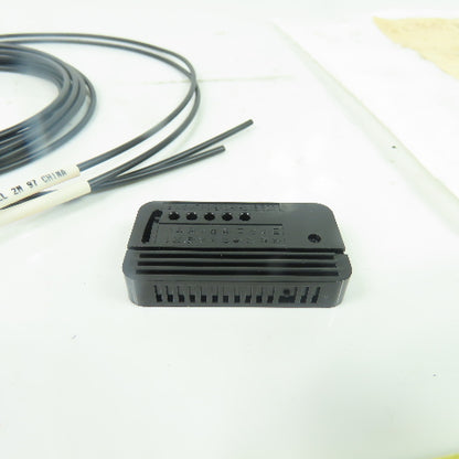 Omron E32-T12L Fiber Optic Photoelectric Sensor NEW