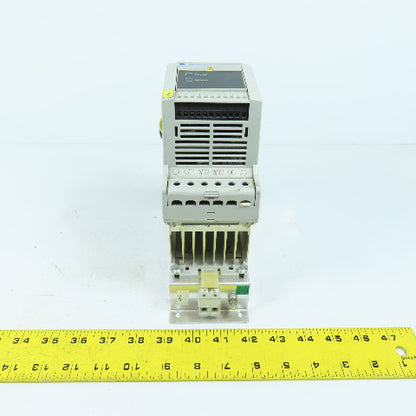 Allen Bradley 160S-AA02NSF1 SerC 0.37 / 0.5HP AC Drive 200-230V 3PH 2.3A 0-240HZ