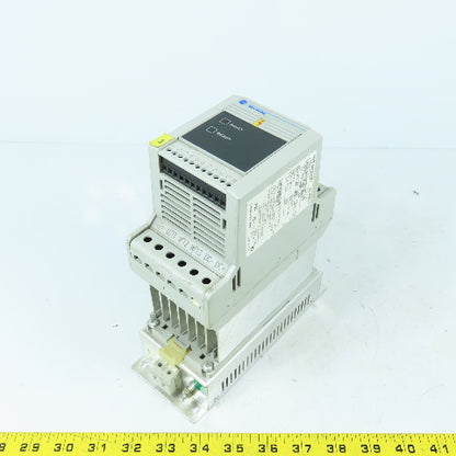 Allen Bradley 160S-AA02NSF1 SerC 0.37 / 0.5HP AC Drive 200-230V 3PH 2.3A 0-240HZ