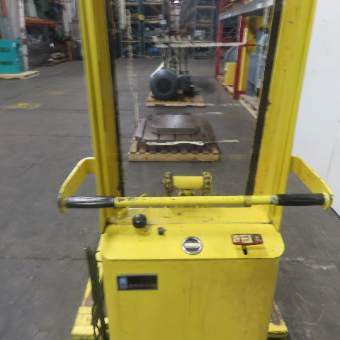 Crown B-57 1500LBS Capacity 12V Electric Straddle Lift Pallet Stacker 36x3"Forks
