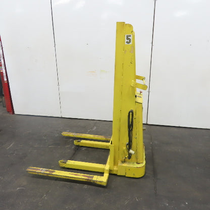 Crown B-57 1500LBS Capacity 12V Electric Straddle Lift Pallet Stacker 36x3"Forks