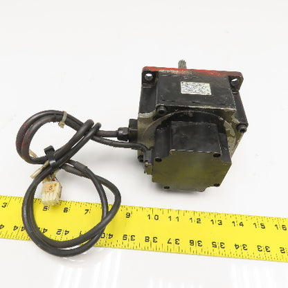 Yaskawa SGMP-08AWYR42 750V 200V 3000RPM AC Servo Motor