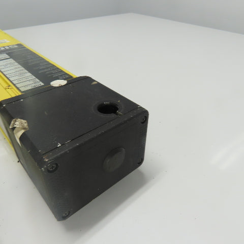 Sick AGSS 450-1111 Safety Light Curtain Sender 450mm x 6mm 24VDC 110-230VAC