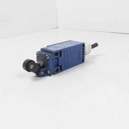 Telemecanique XCKN2121G11 Roller Plunger Limit Switch 10A 240VAC