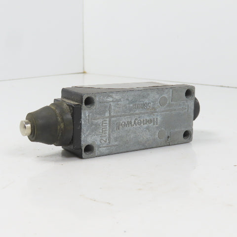 Honeywell SZL-VL-S-D-N-M Plunger Limit Switch 10A 250VAC
