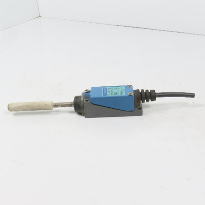Moujen ME-8166 Snap Action Limit Switch 5A 250VAC