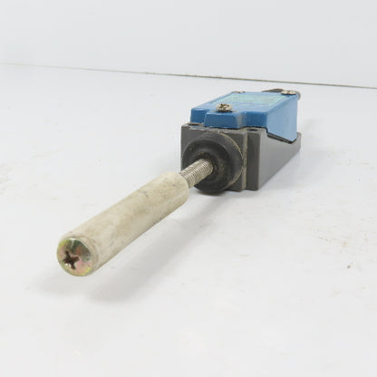 Moujen ME-8166 Snap Action Limit Switch 5A 250VAC
