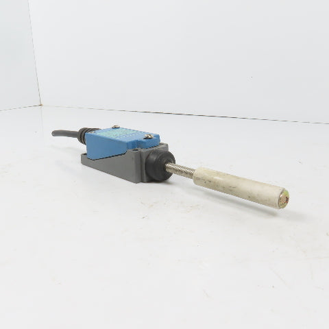 Moujen ME-8166 Snap Action Limit Switch 5A 250VAC