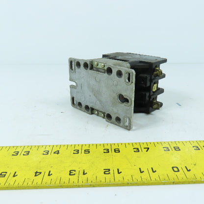 General Electric CR153B002FHB 25A 3-Pole Contactor 600VAC Max 120V Coil