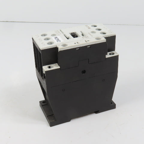 Eaton DILM32-10 XTCE032C10 3PH 25HP Contactor 110V Coil 40A 600V Max