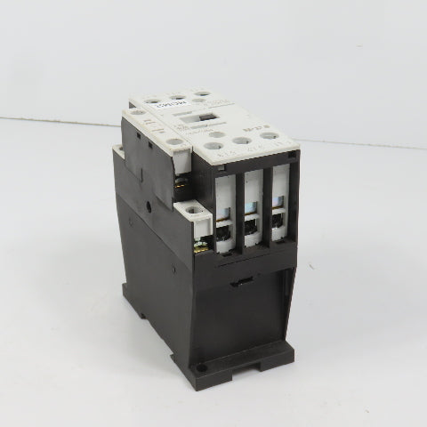 Eaton DILM32-10 XTCE032C10 3PH 25HP Contactor 110V Coil 40A 600V Max