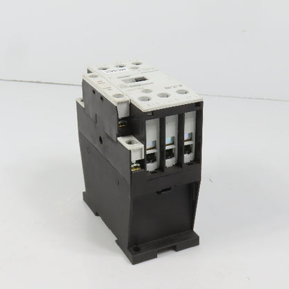 Eaton DILM32-10 XTCE032C10 3PH 25HP Contactor 110V Coil 40A 600V Max