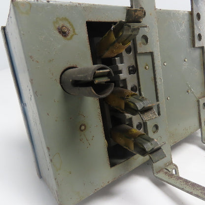 Federal Pacific CFP 332 30A 240VAC Cover Operated Fusible Bus Plug Switch 3P