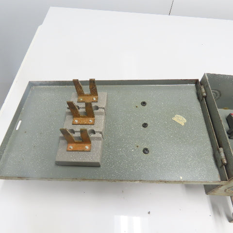 Federal Pacific CFP 332 30A 240VAC Cover Operated Fusible Bus Plug Switch 3P