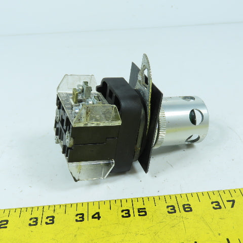 Allen Bradley 800T-QA24G Illuminated Green Momentary Contact Push Button 24V
