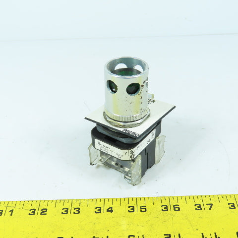 Allen Bradley 800T-QA24G Illuminated Green Momentary Contact Push Button 24V