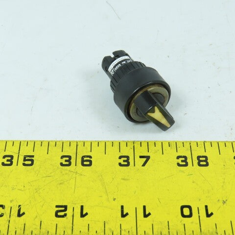 Fuji AH16P-2P3 3-Position Selector Switch 250V 5A