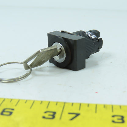 Fuji AH16P-J2B 2-Position Keyed Selector Switch 250V 5A