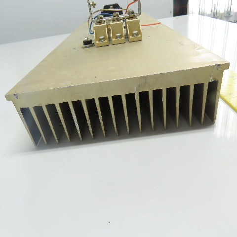 157173 B 24" x 8" x 2.5" Fin Style Heat Sink Mounting Surface W/ MG100M2CK1