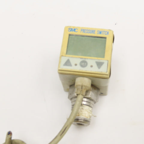 SMC ISE5B-02-27L 1/4" NPT Digital Pressure Switch