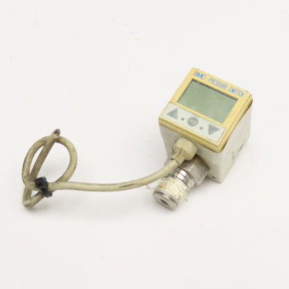 SMC ISE5B-02-27L 1/4" NPT Digital Pressure Switch
