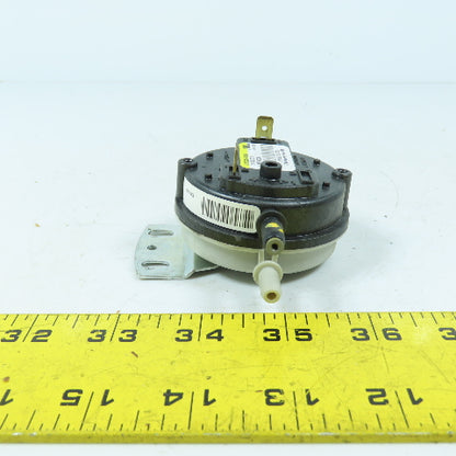 Honeywell IS20226-5248 J1106778-001 Furnace Air Pressure Switch 0.45" WC PF