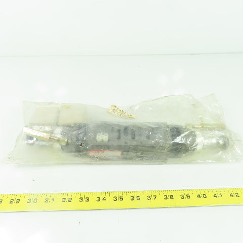 Numatics I23RQ100JP00000 Sandwich Pressure Dual Regulator W/ Gauges NEW