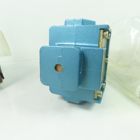 MAC 57D-52-RA Solenoid Valve 150PSI (2)3/4" NPT (1)1" NPT NEW