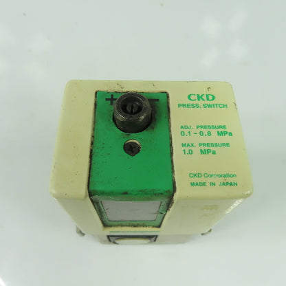 CKD Pi000-10 Pressure Switch 1.0MPa Max 3/8" NPT