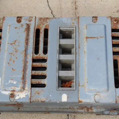Westinghouse 372D275G76 1350A 4 Wire 3Ph 277/480V Bus Duct 20' Run W/ J-Box