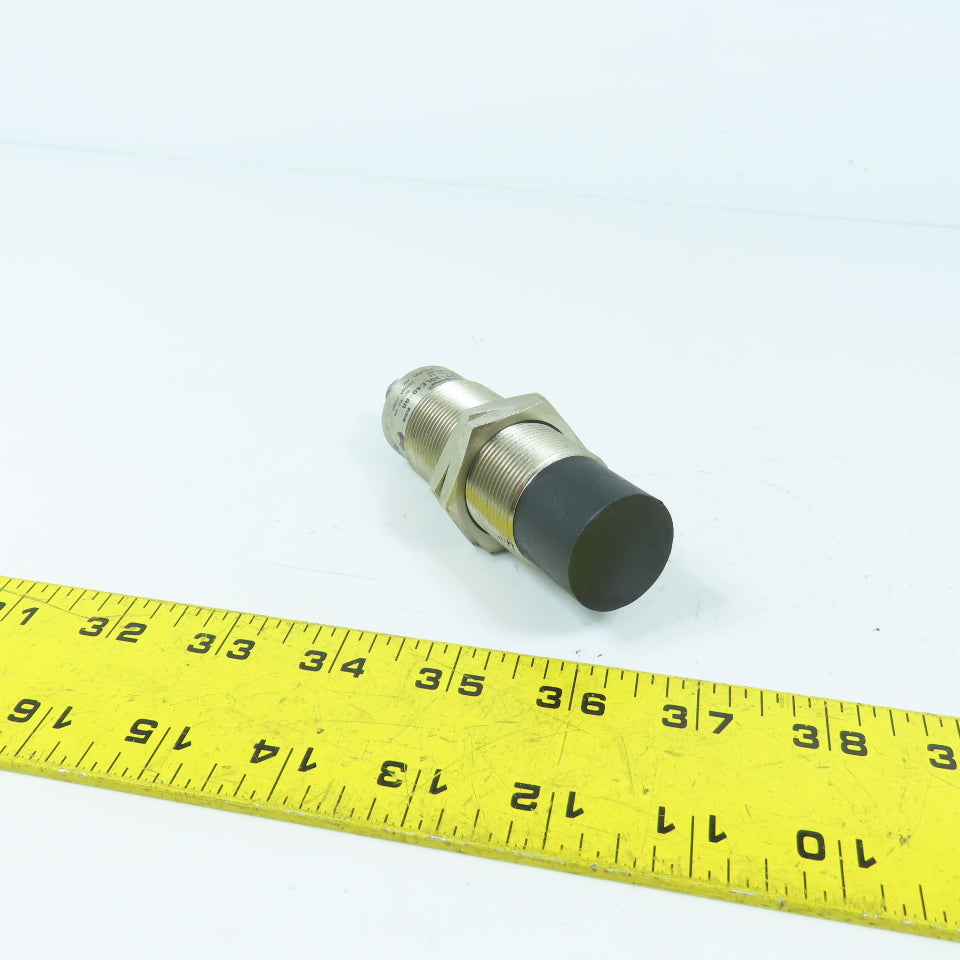 Eaton Cutler Hammer E57-30LE40-AA Inductive Proximity Sensor Series E1 20-250VAC