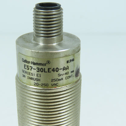 Eaton Cutler Hammer E57-30LE40-AA Inductive Proximity Sensor Series E1 20-250VAC